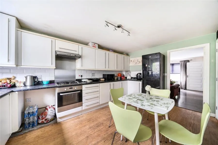 Tatwin Crescent, Southampton, SO19, photo 4