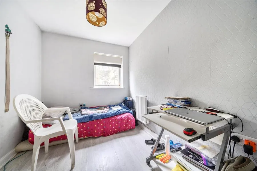 Tatwin Crescent, Southampton, SO19, photo 14