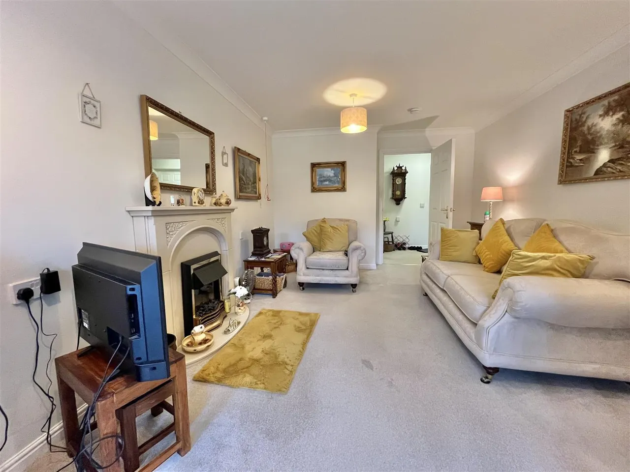 North Road, Glossop, SK13, photo 4