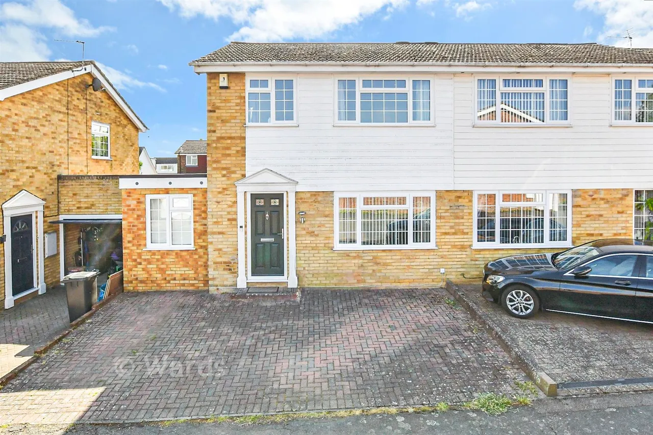 4 bed house for sale, Whitebeam Drive, Coxheath, ME17