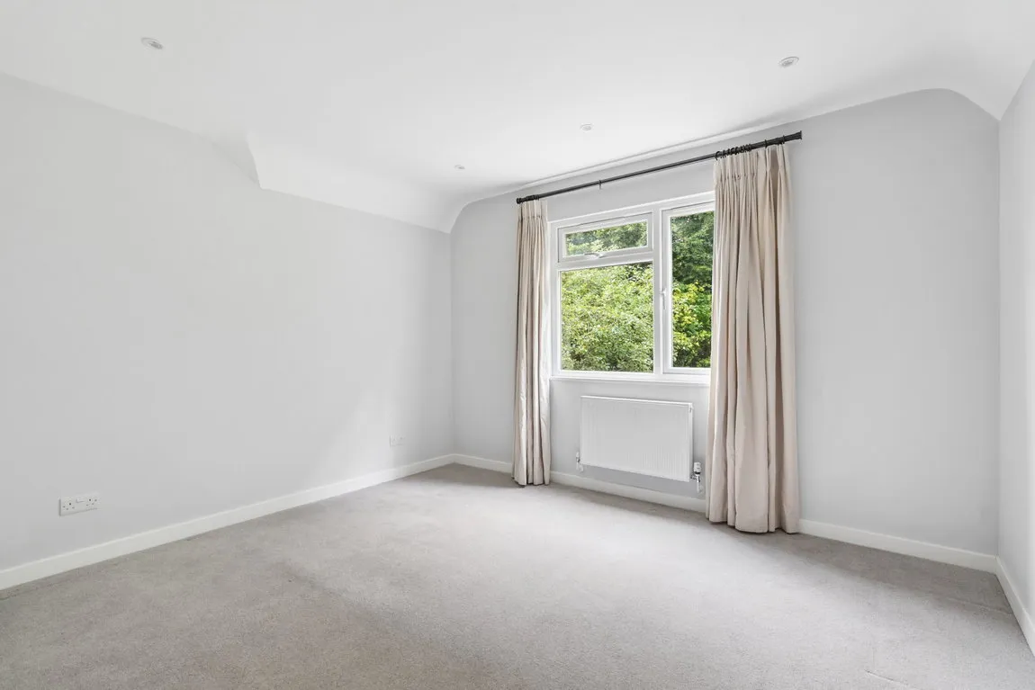 Valley Road, Rickmansworth, WD3, photo 11