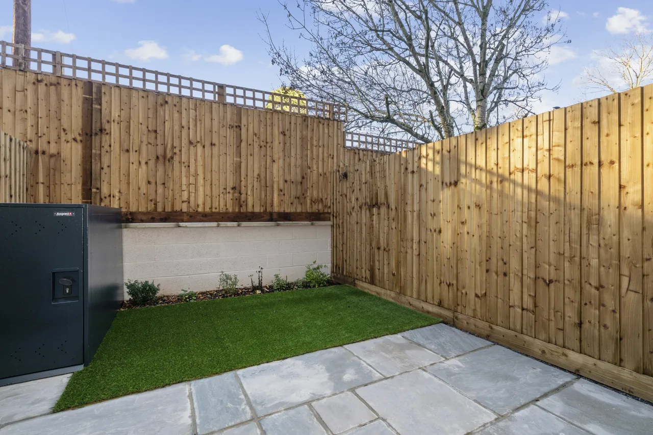 Overton Place, Stanmore, HA7, photo 7