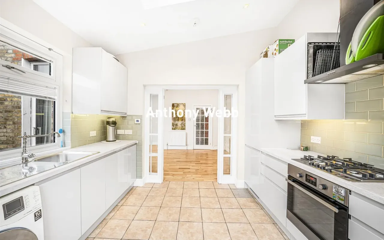 Tottenhall Road, Palmers Green, N13, photo 9