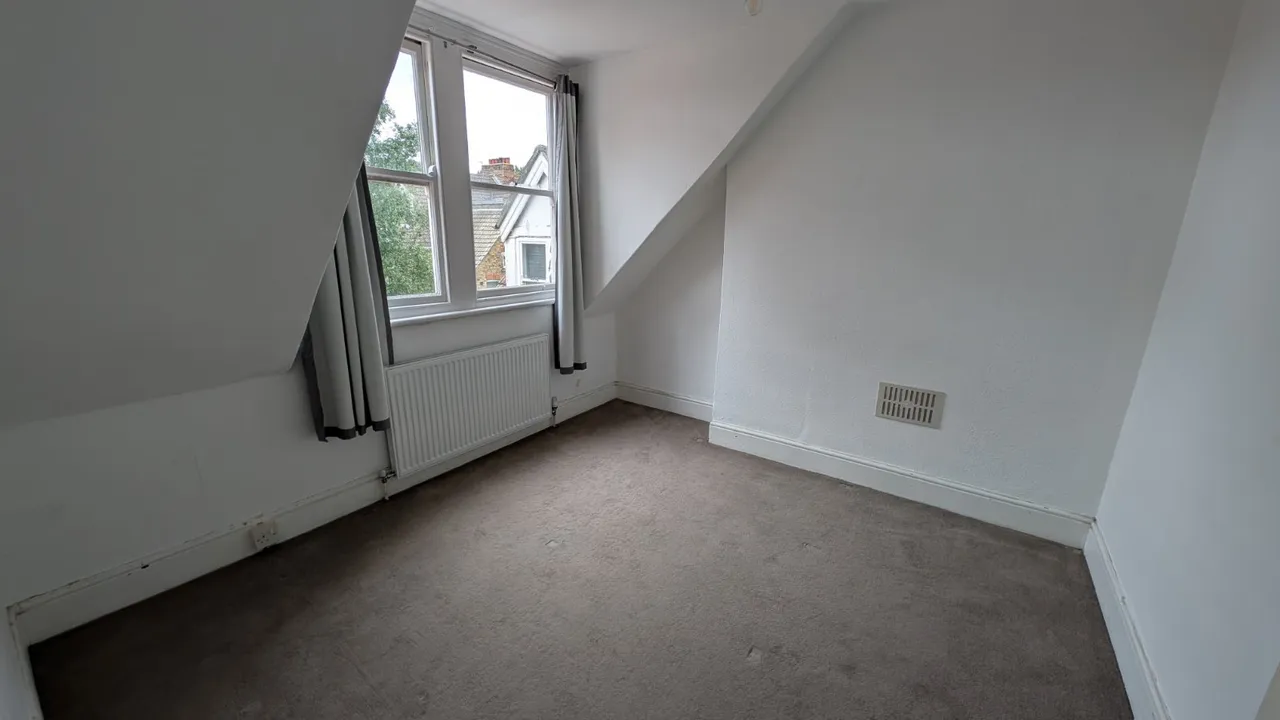 Radnor Park Crescent, Folkestone, CT19, photo 7