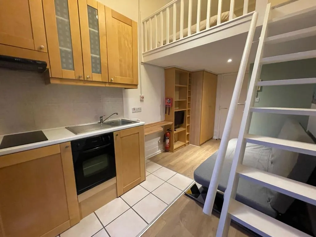 property to rent, Claverton Street, Pimlico, SW1V