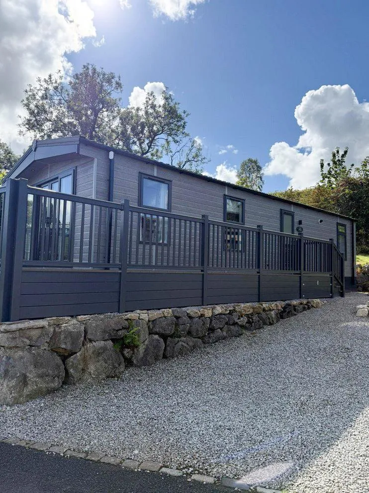 Long Ashes Park, Threshfield, Skipton, BD23 5PN, photo 2