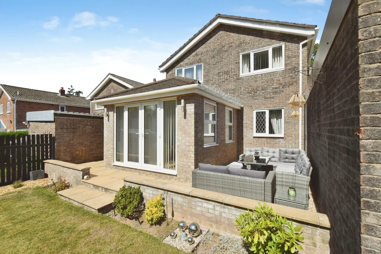 Derwen Fawr, Llandybie, SA18, photo 3