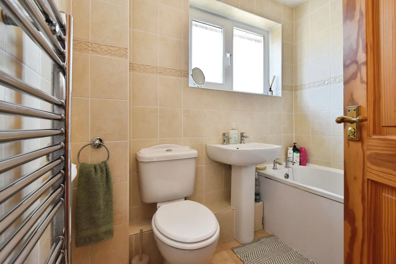 Derwen Fawr, Llandybie, SA18, photo 25