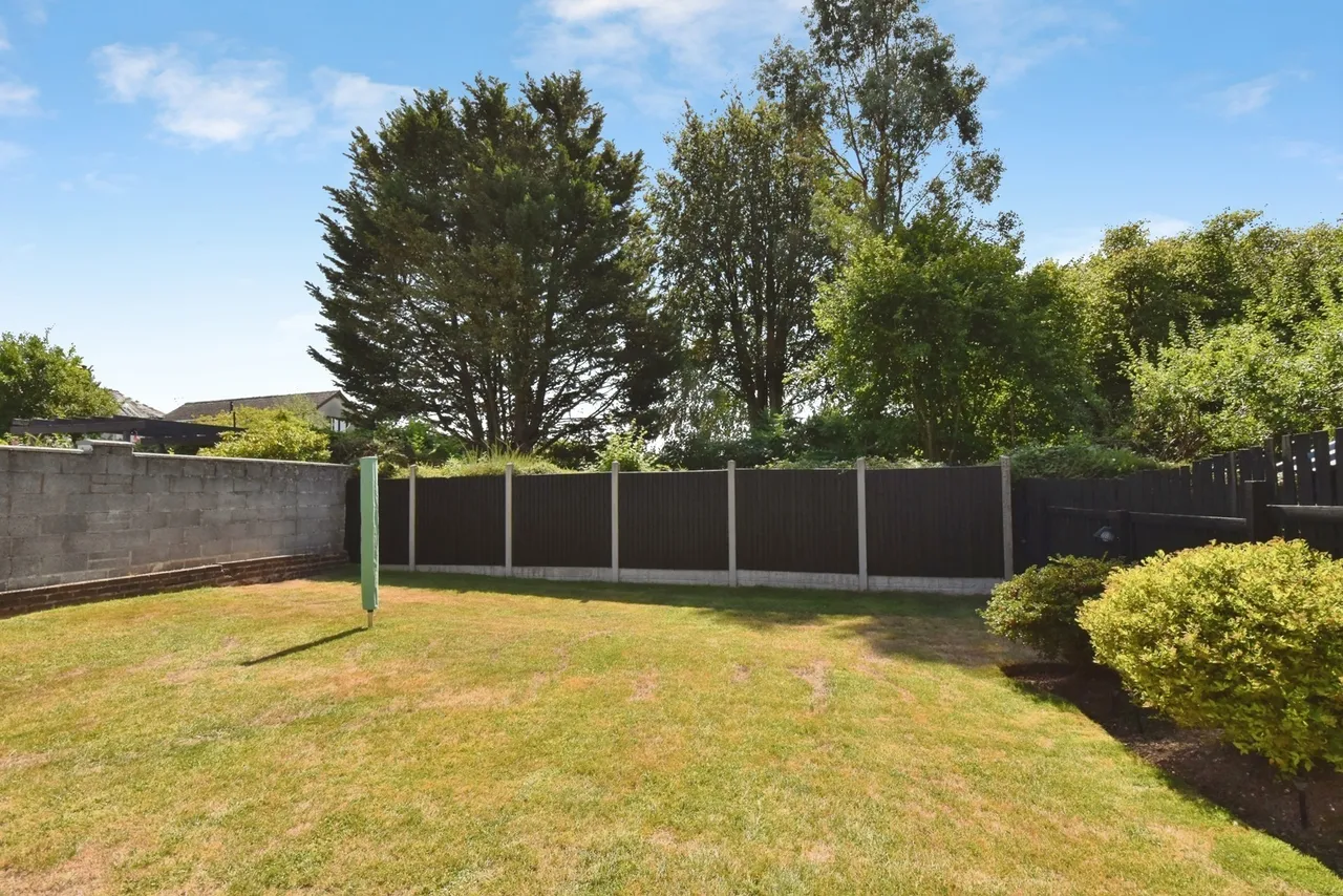 Derwen Fawr, Llandybie, SA18, photo 18