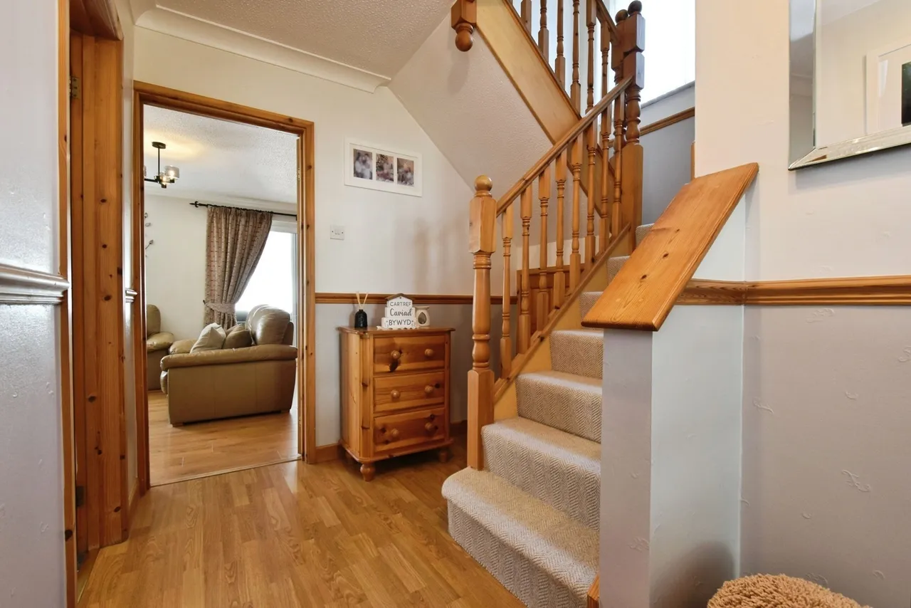 Derwen Fawr, Llandybie, SA18, photo 4