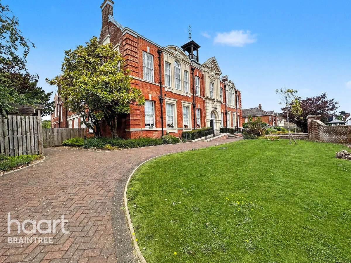 2 bed flat for sale, Coggeshall Road, Braintree, CM7