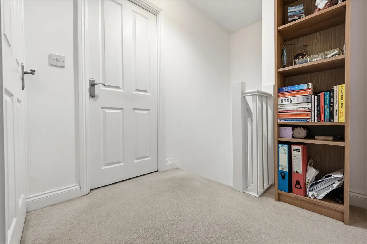 Dean Way, Bollington, SK10, photo 12