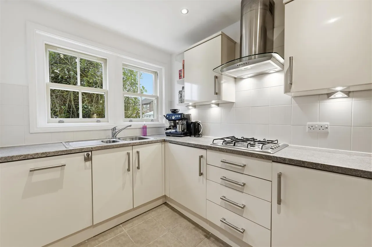 Dean Way, Bollington, SK10, photo 2