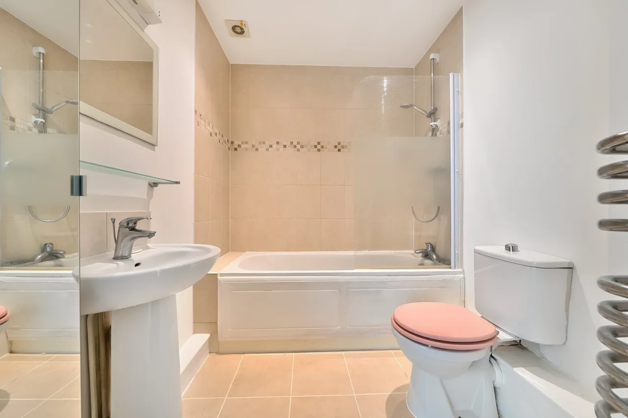 London Road, Kingston Upon Thames, KT2, photo 4
