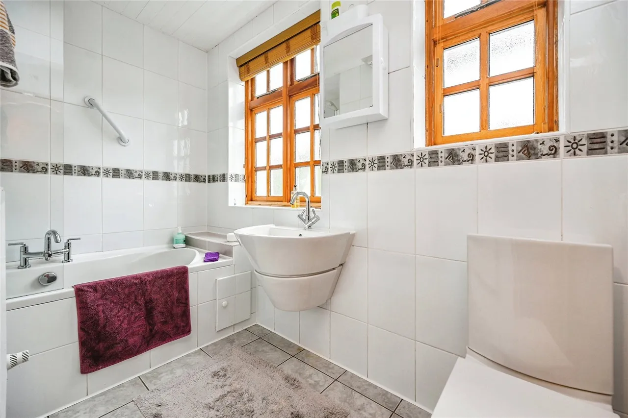 Nook Rise, Liverpool, L15, photo 14