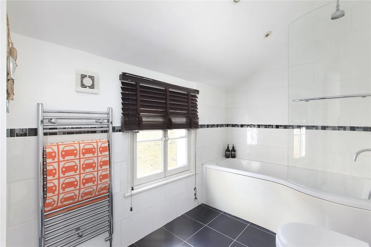 Killyon Road, Clapham, SW8, photo 8
