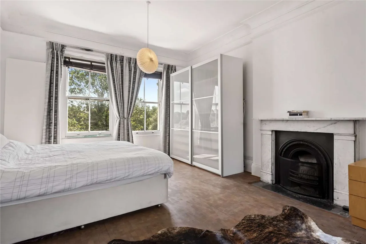 Chiswick Mall, London, W4, photo 13