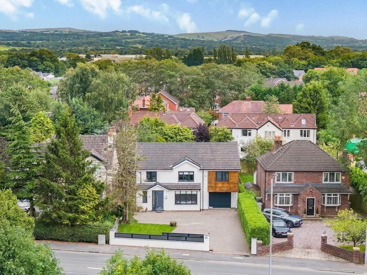 5 bed house for sale, Chester Road, Stockport