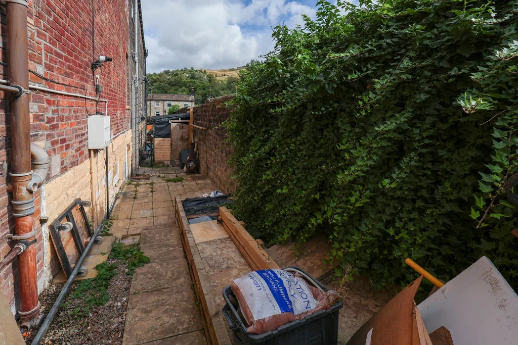 Bacup Road, Todmorden OL14 7PN, photo 10
