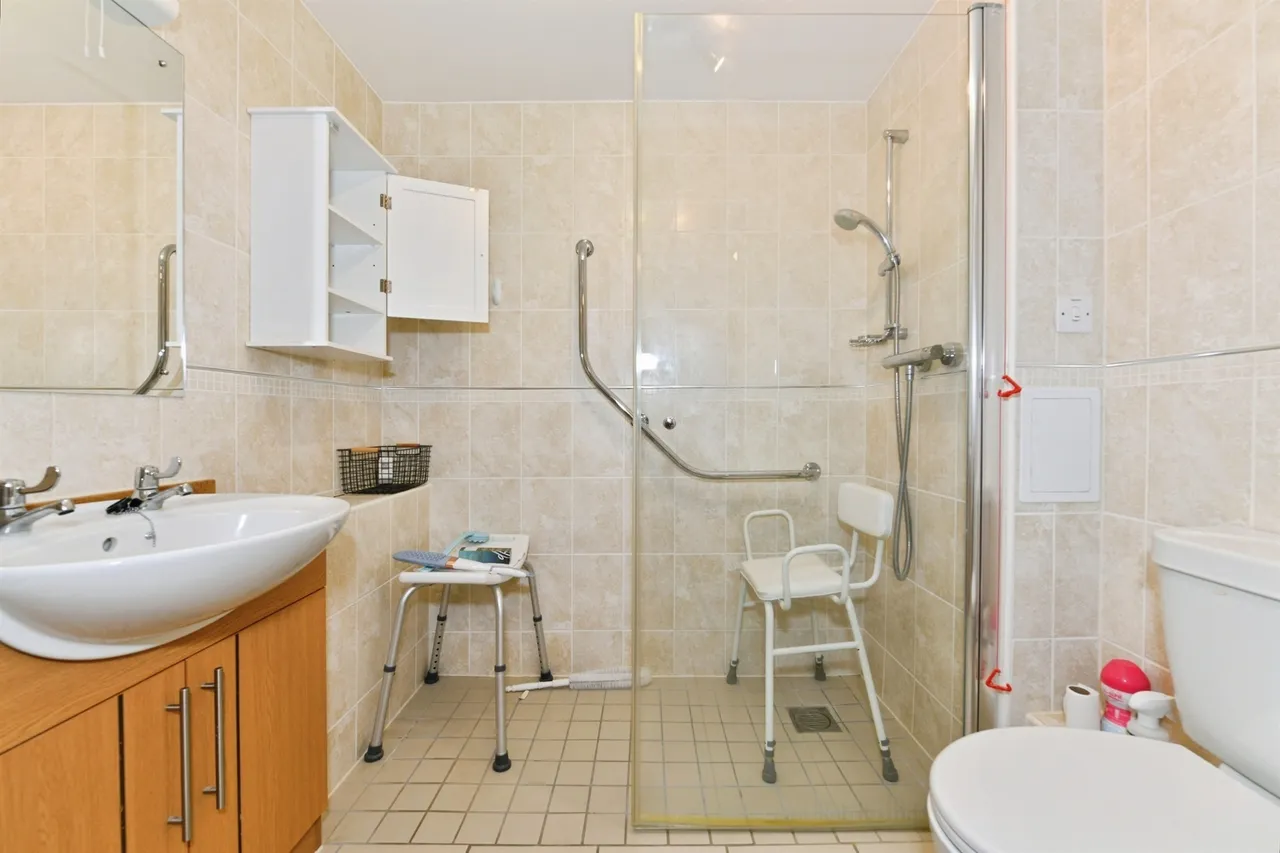 Charlton Road, Shepton Mallet, BA4, photo 9