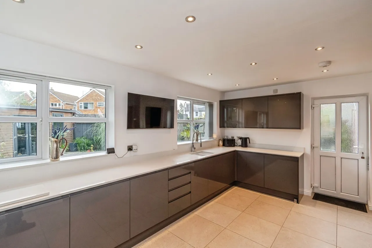 Ravenscroft Road, Willenhall, WV12, photo 6