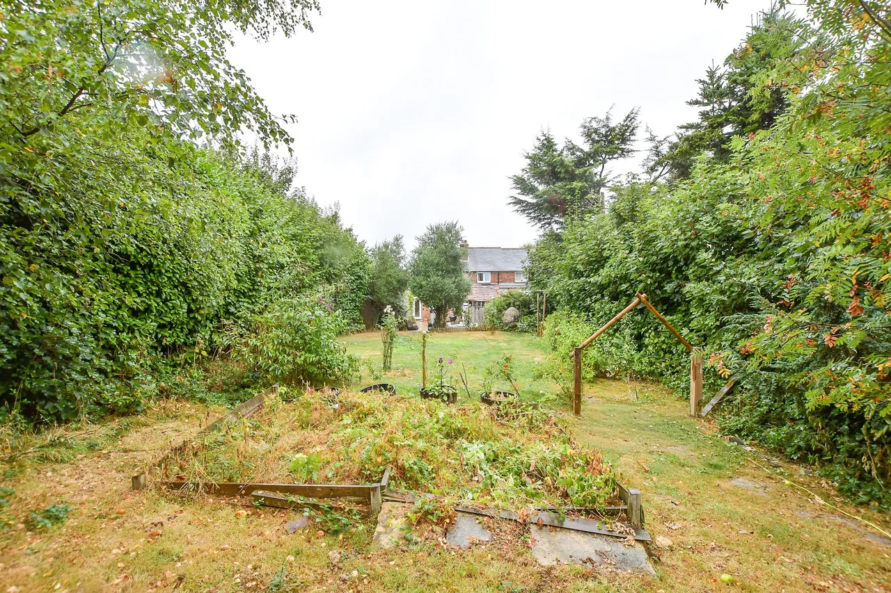 Vicarage Lane, Etchingham, TN19, photo 15