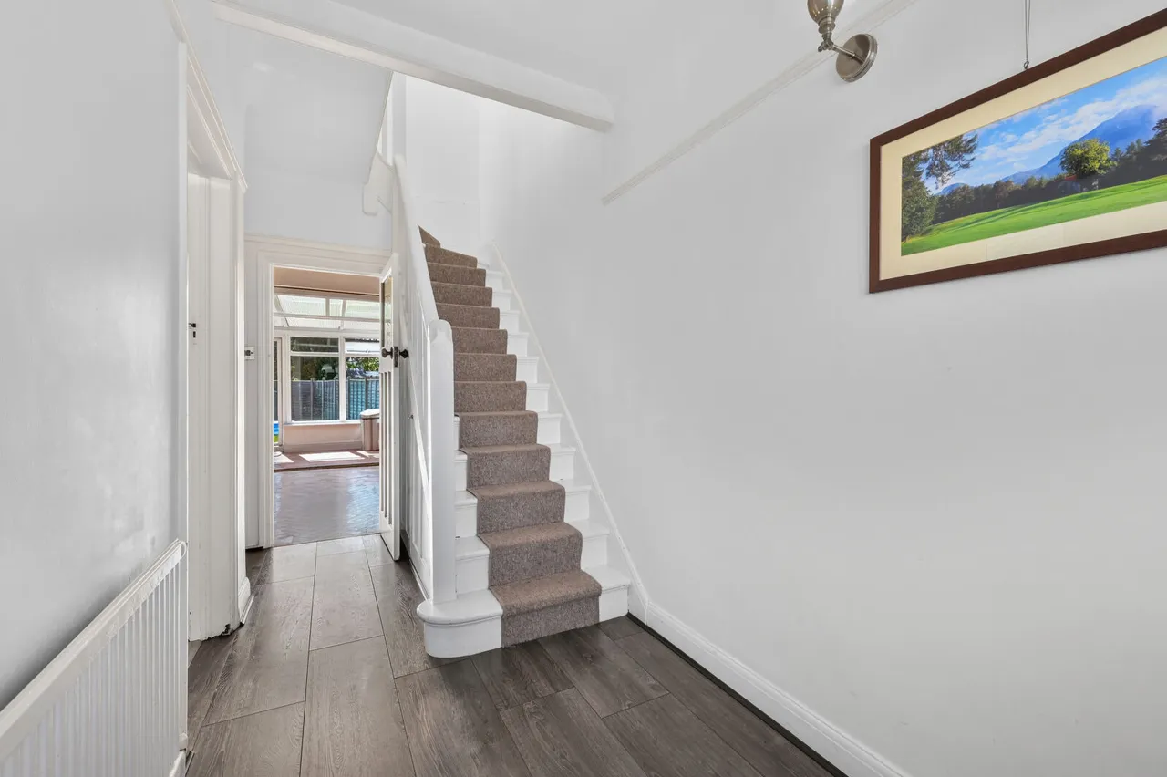 Cannon Hill Lane, Raynes Park, SW20, photo 7