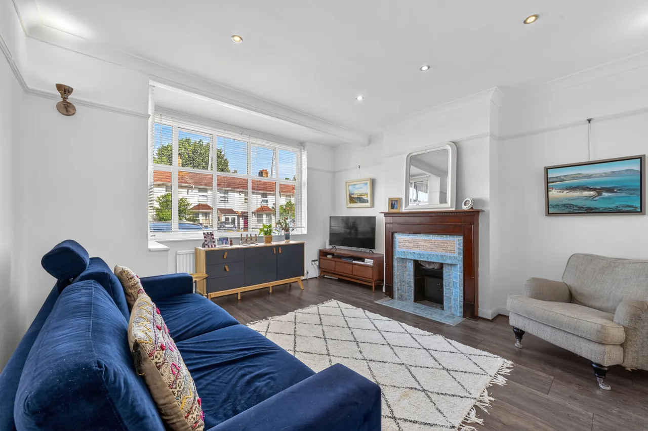 Cannon Hill Lane, Raynes Park, SW20, photo 5