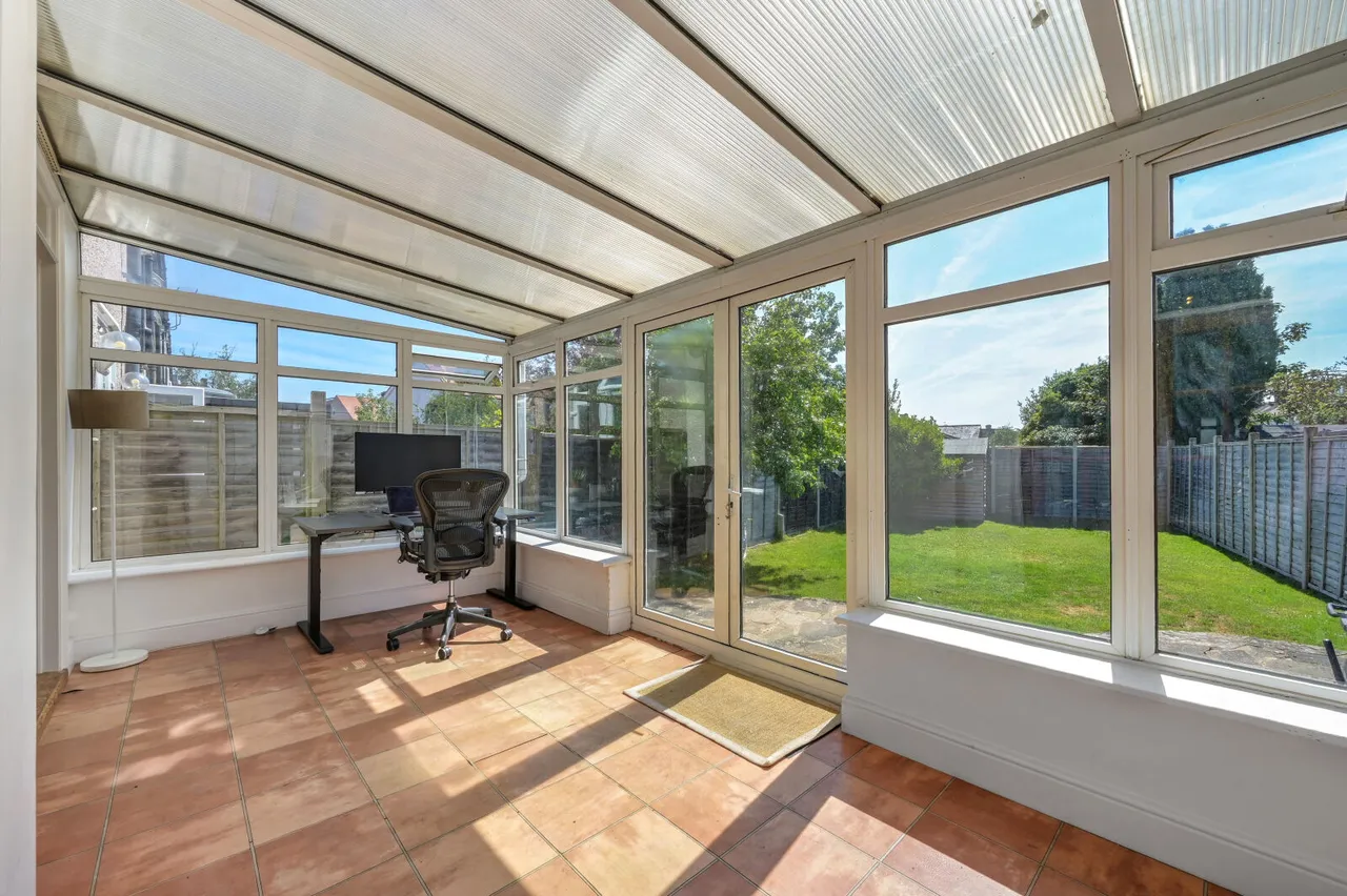 Cannon Hill Lane, Raynes Park, SW20, photo 12