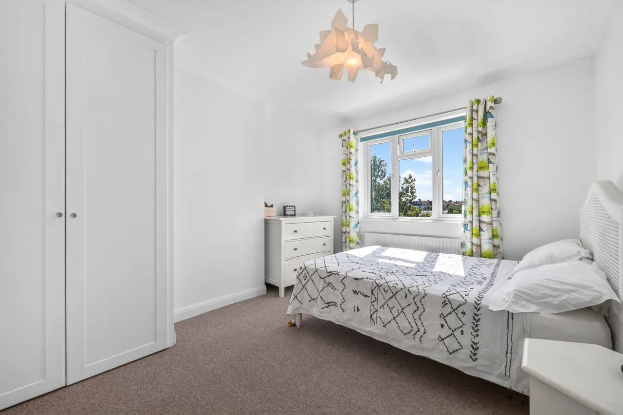 Cannon Hill Lane, Raynes Park, SW20, photo 8
