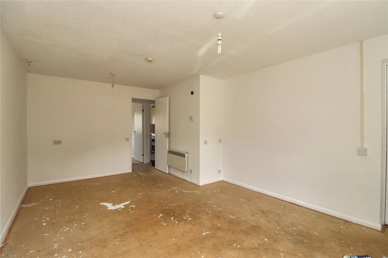 Bainton Mead, Woking, GU21, photo 3