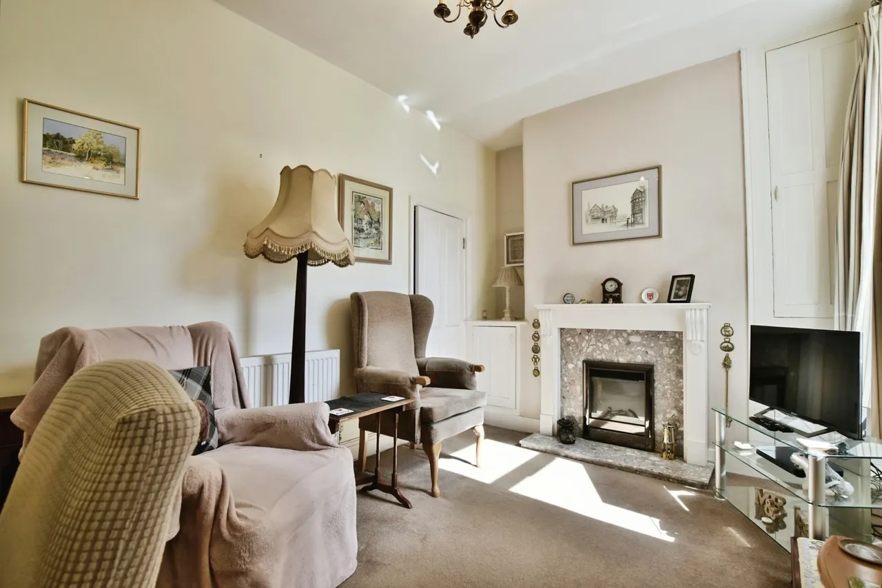 Pollen Road, Altrincham, WA14, photo 19