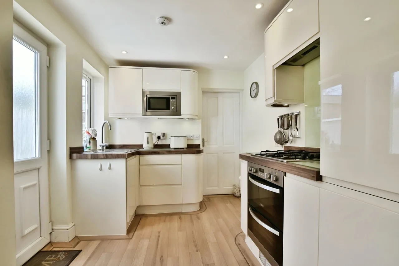 Pollen Road, Altrincham, WA14, photo 15