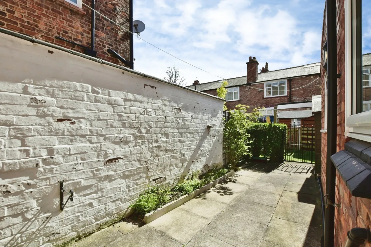Pollen Road, Altrincham, WA14, photo 12
