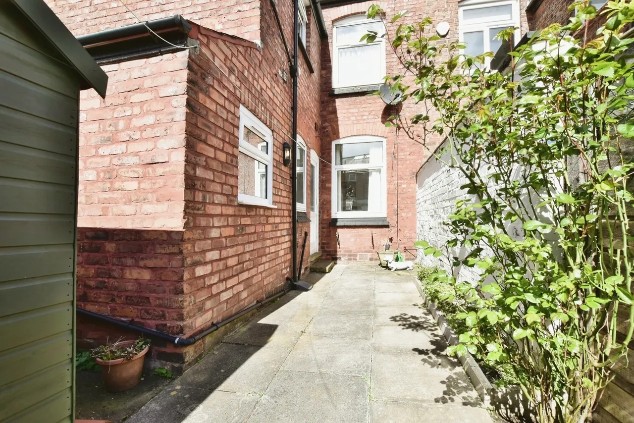 Pollen Road, Altrincham, WA14, photo 13