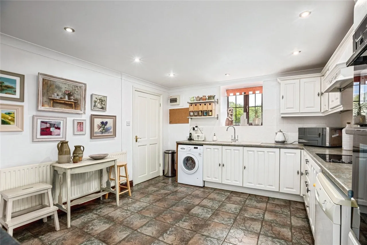 Broad Oak, Llandeilo, SA32, photo 16
