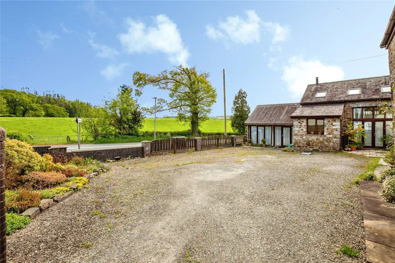 Broad Oak, Llandeilo, SA32, photo 34