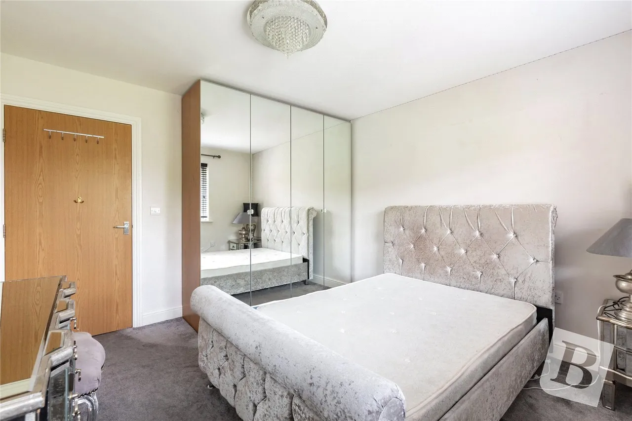 Warwick Close, Hornchurch, RM11, photo 6