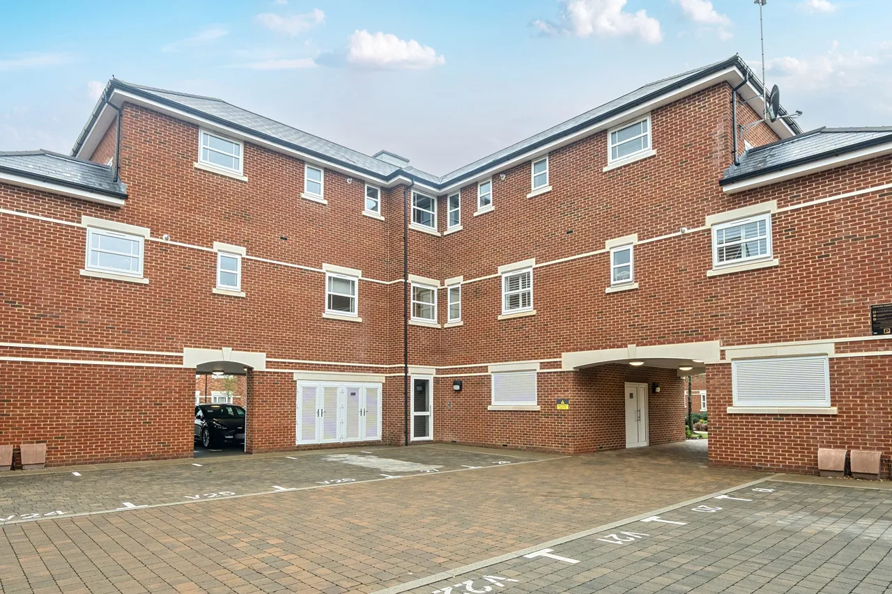 Redwood House Pyestock Way, Fleet, GU51 3JX, photo 22
