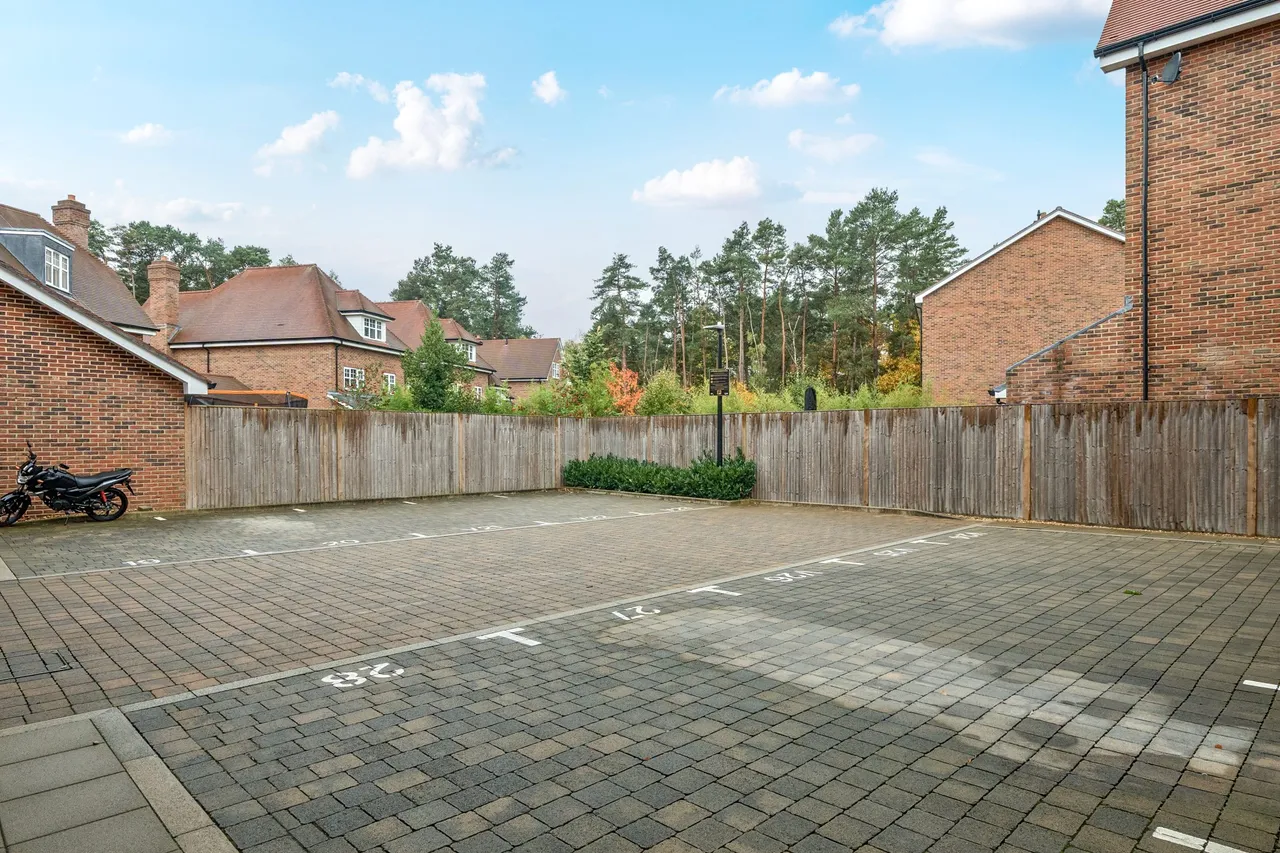 Redwood House Pyestock Way, Fleet, GU51 3JX, photo 23
