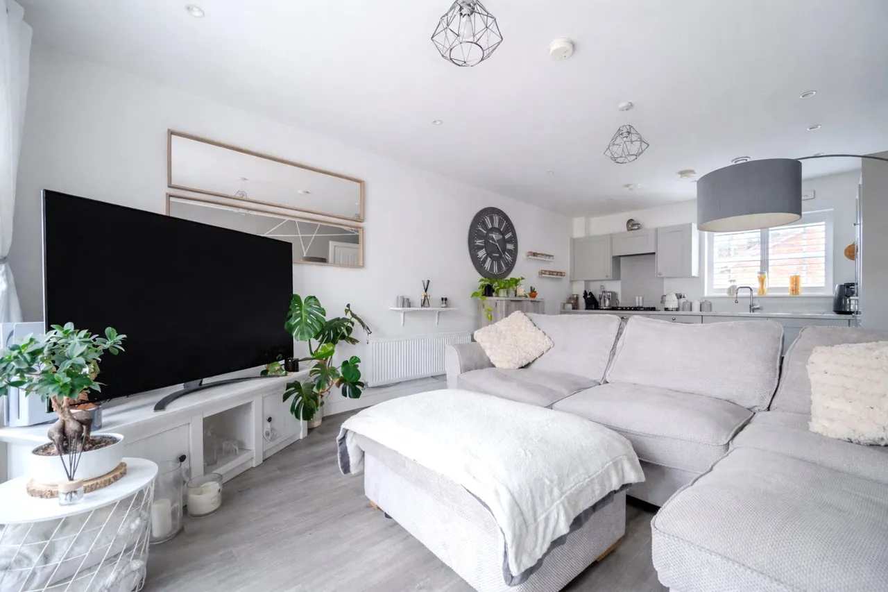 Redwood House Pyestock Way, Fleet, GU51 3JX, photo 9