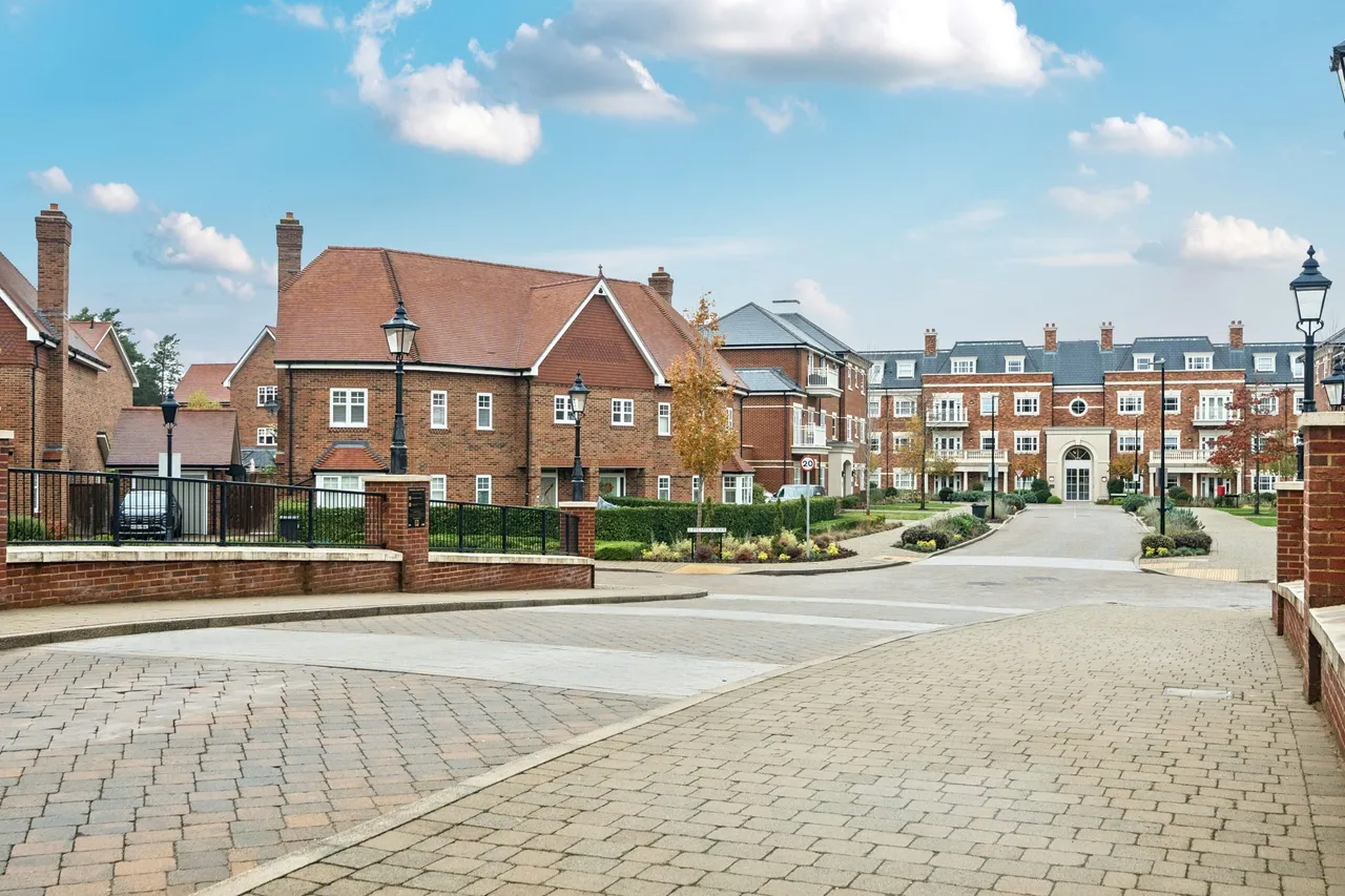 Redwood House Pyestock Way, Fleet, GU51 3JX, photo 20