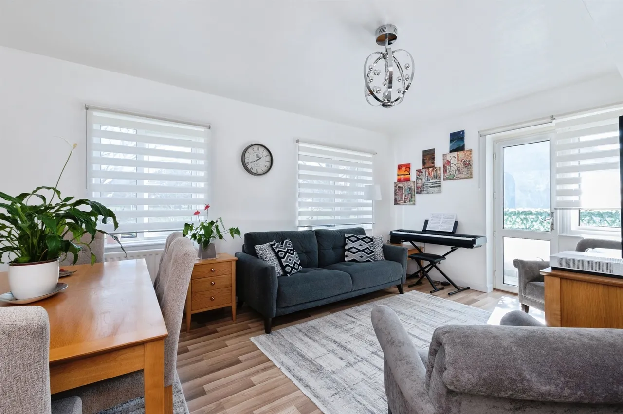 2 bed flat for sale — Moore Avenue, BOURNEMOUTH