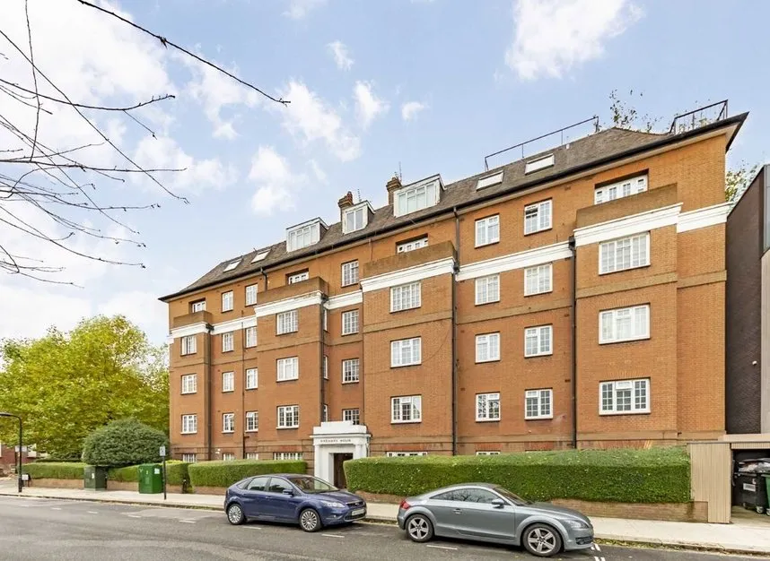 2 bed flat to rent, Fitzjohns Avenue, Hampstead, NW3