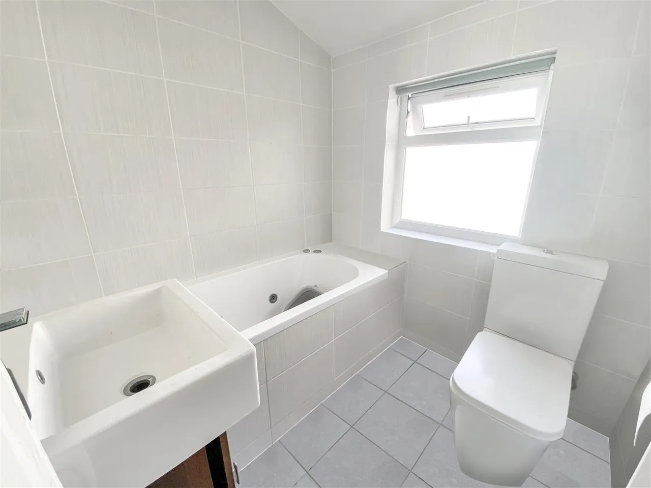 Regina Road, Southall, photo 9