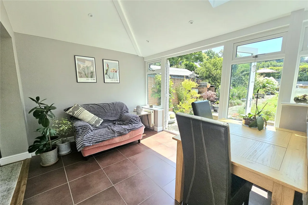Portesbery Road, Camberley, Surrey, GU15 3TA, photo 4