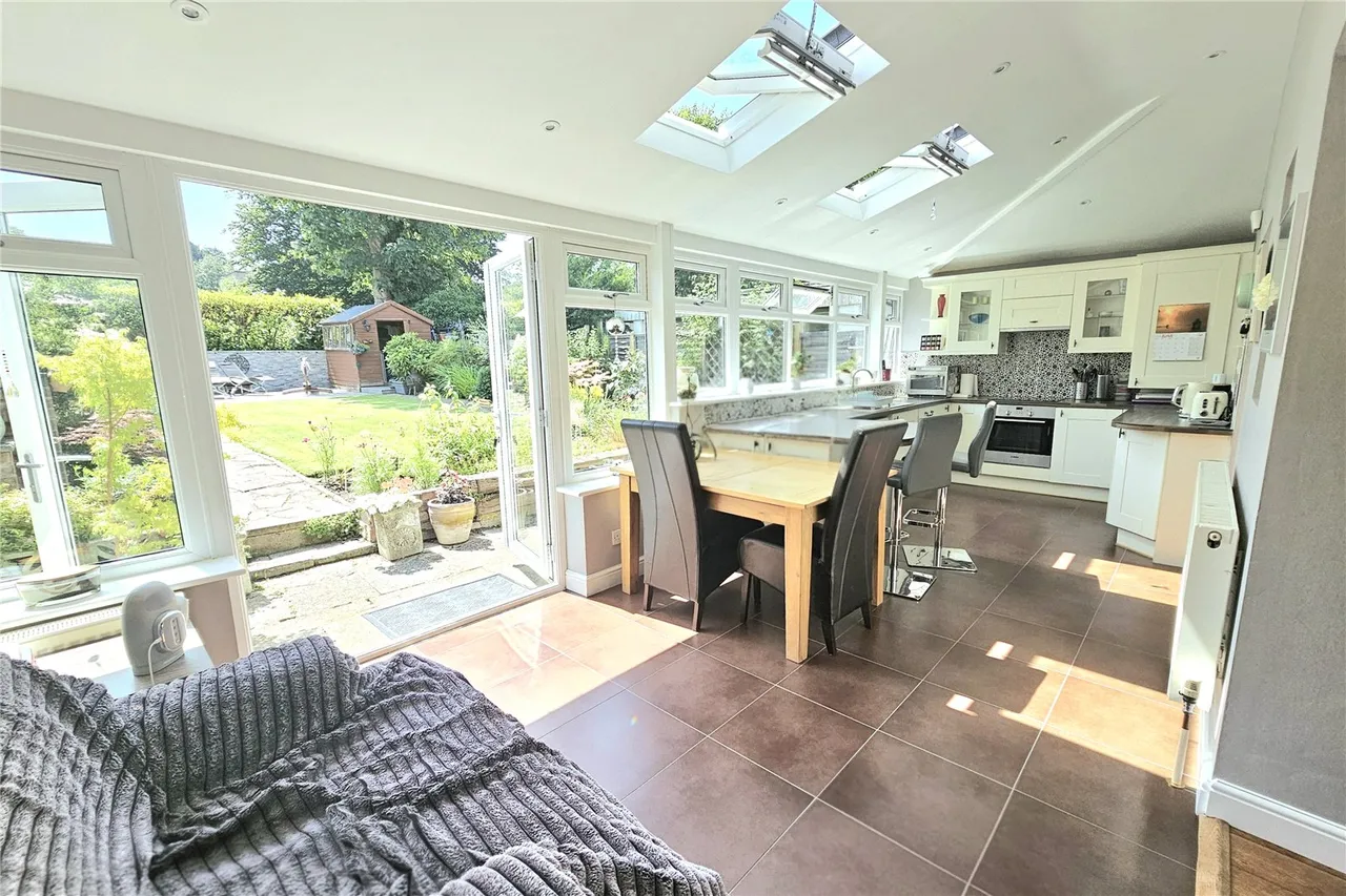 Portesbery Road, Camberley, Surrey, GU15 3TA, photo 5