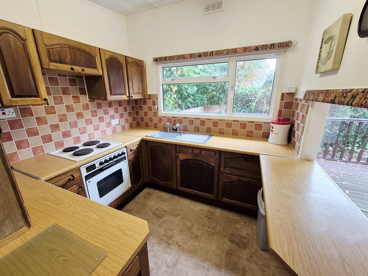 Cleeve Park, Chapel Cleeve, TA24, photo 7