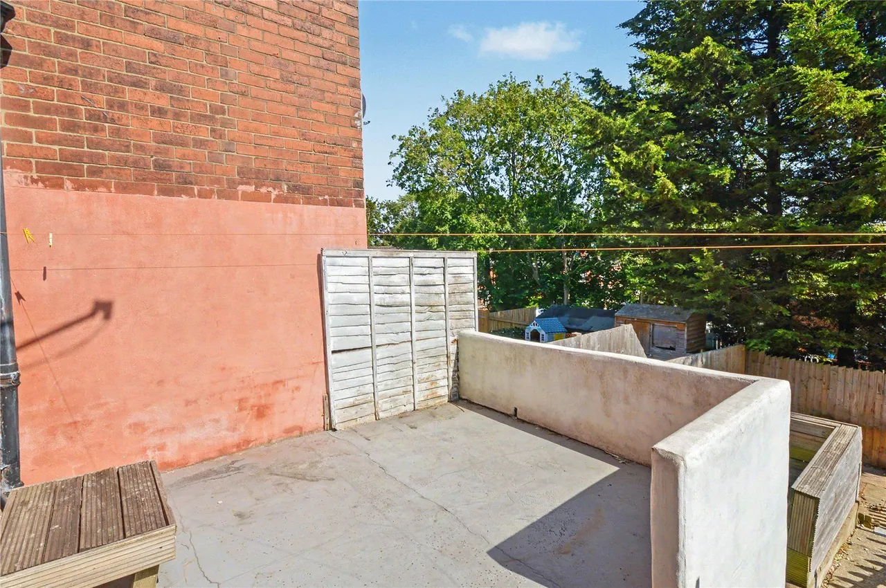 Wooler Avenue, Leeds, LS11, photo 11