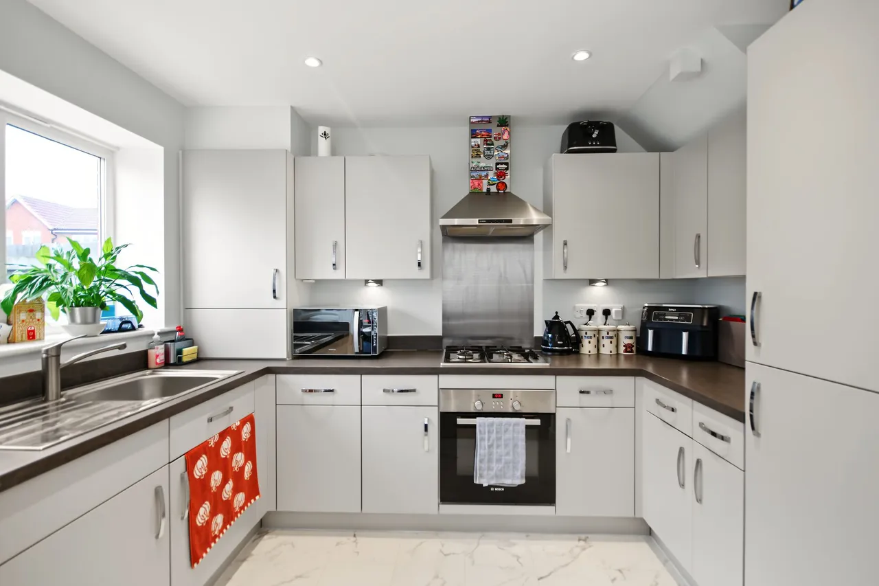 Chelford Road, Eccleston, WA10, photo 7